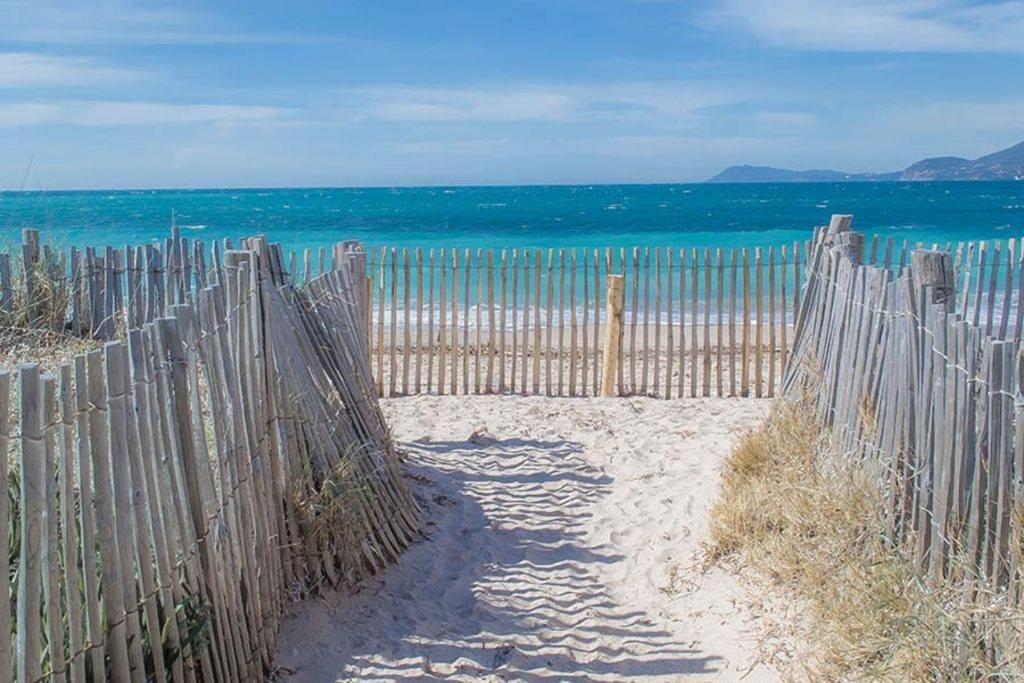 Hotel Almanarre Plage - Hotel Eco-Responsable Face A La Mer Hyères Zewnętrze zdjęcie